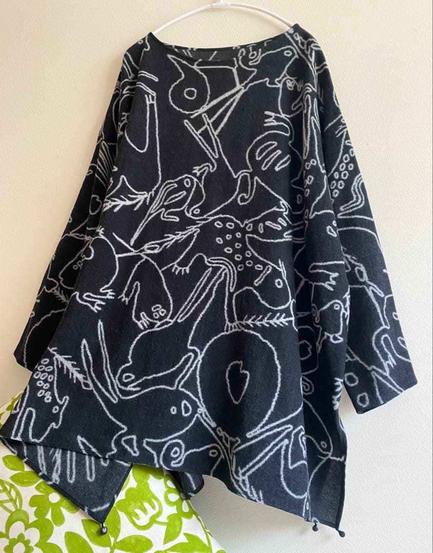 ヨーガンレール　美品　モンスタープリントチュニック　黒　ババグーリ
