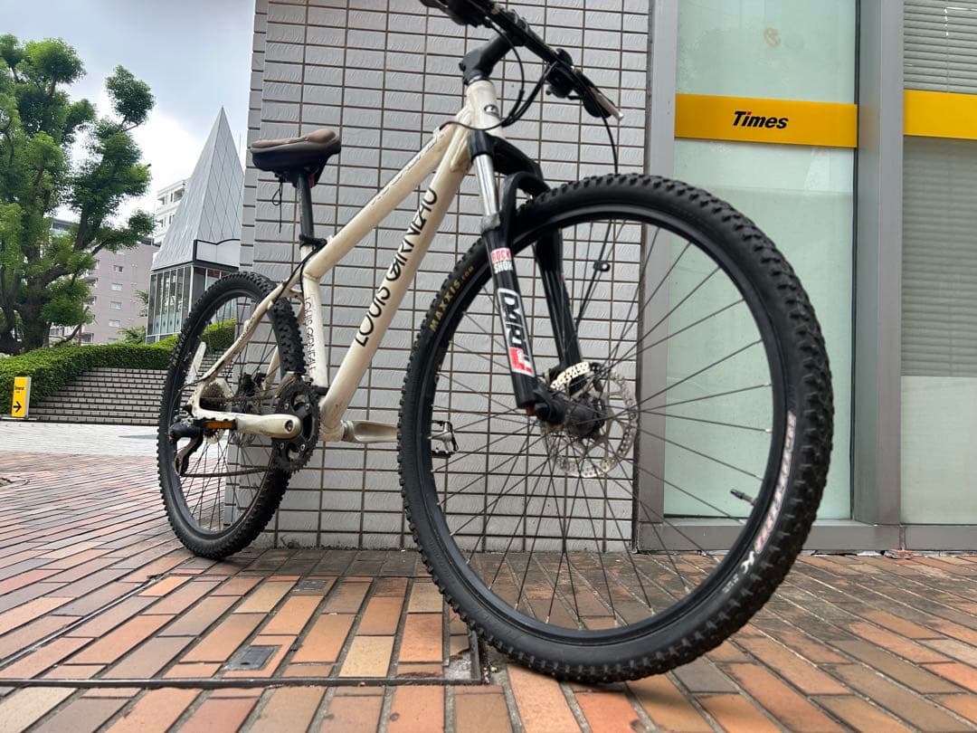兵庫県神戸市より！ルイガノ マウンテンバイク ハードテイルです。