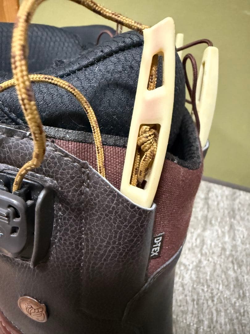 スノーボード DEELUXE EMPIRE LARA23.5cm