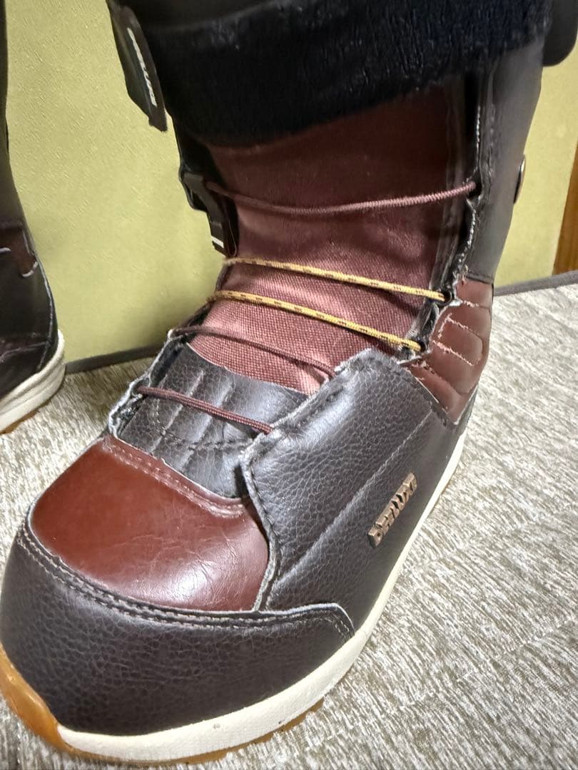 スノーボード DEELUXE EMPIRE LARA23.5cm