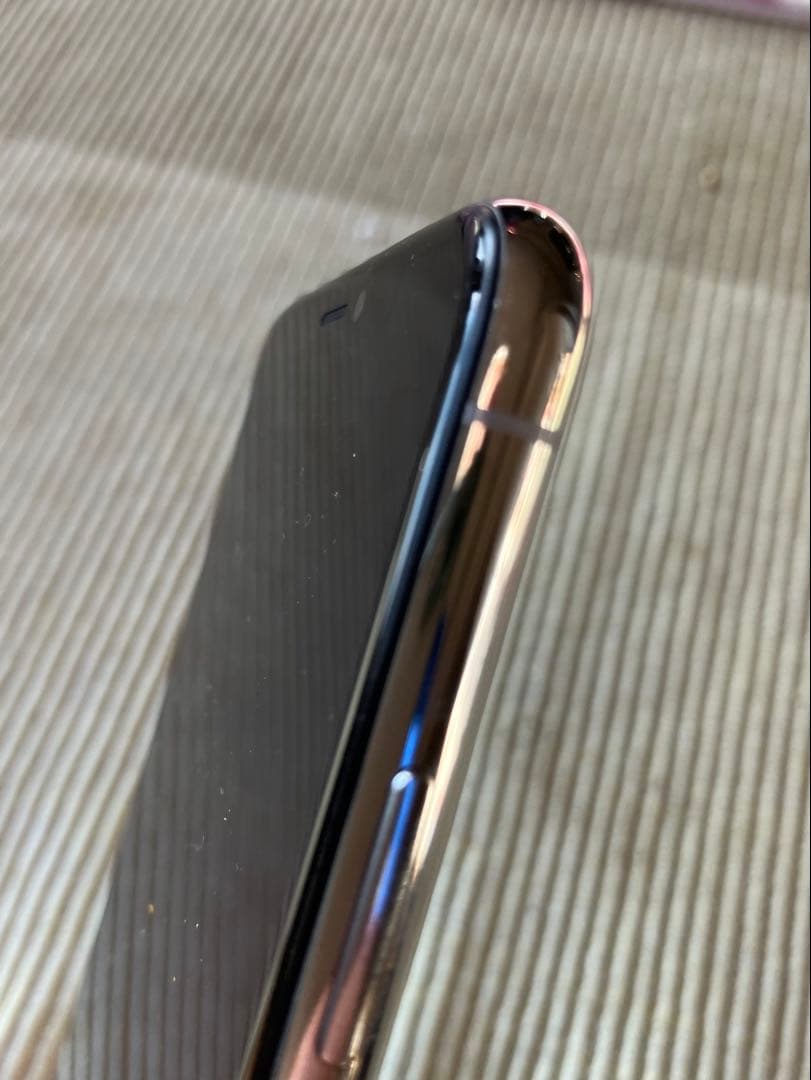 iPhone Xs 64GB シルバー　simフリー