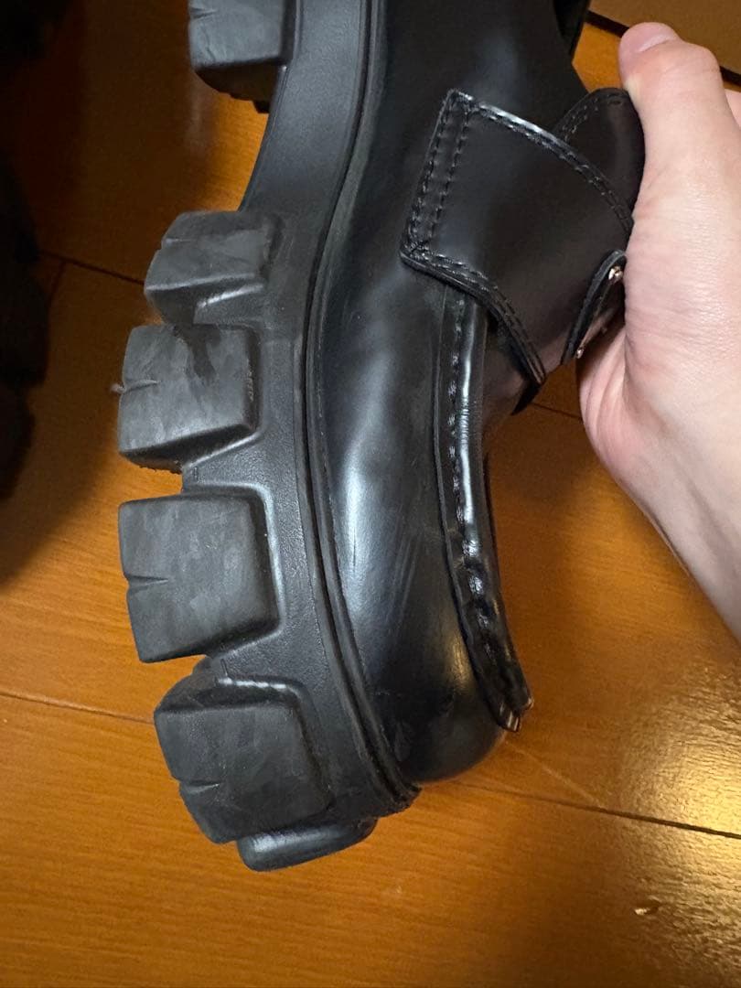 PRADA モノリス　ブラッシュドレザー　ローファー サイズ8 2DE129