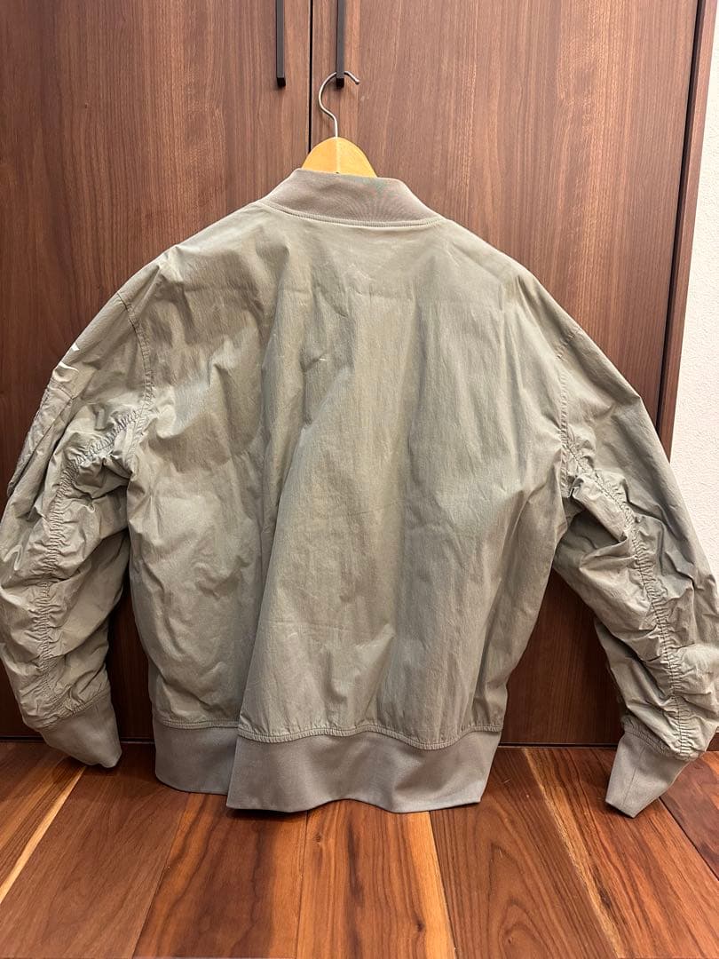 NIKE ナイキ リバーシブル MA-1 ボンバージャケットオリーブ×イエロー