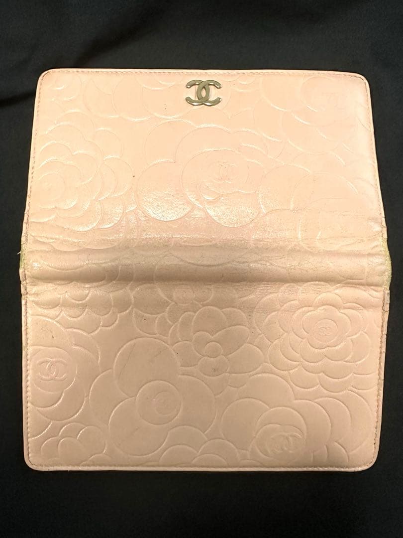 CHANEL フラワーエンボス 長財布 ピンク