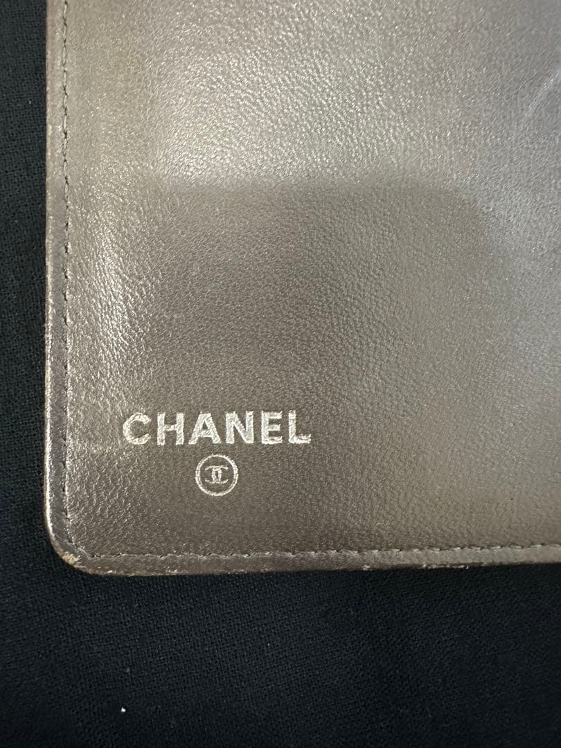 CHANEL フラワーエンボス 長財布 ピンク