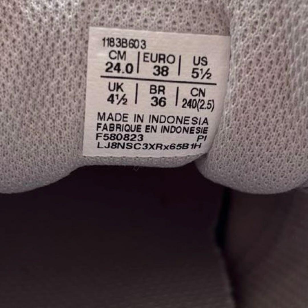 オニツカタイガー　メキシコ66スリッポン 24.0cm