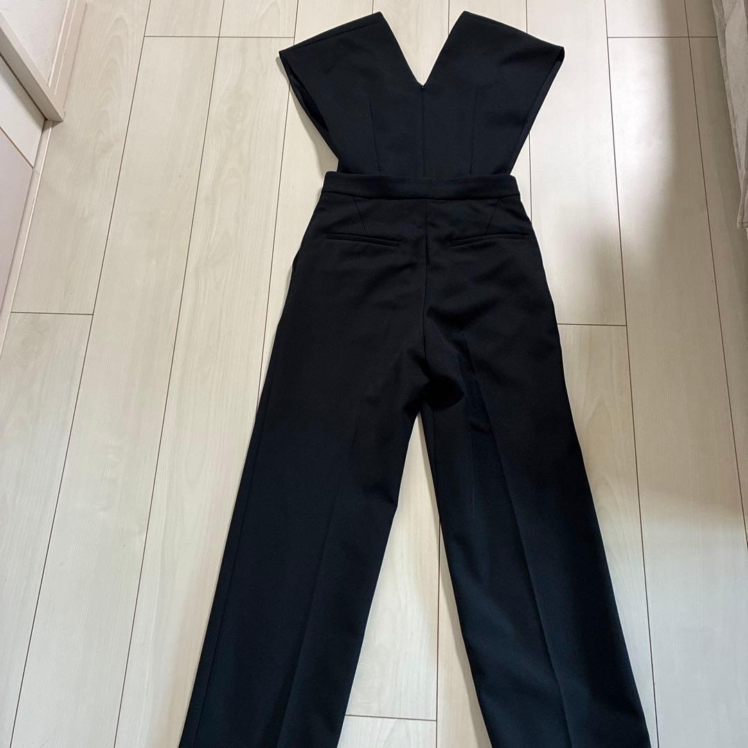 OHGA ブラック Vネック オールインワン