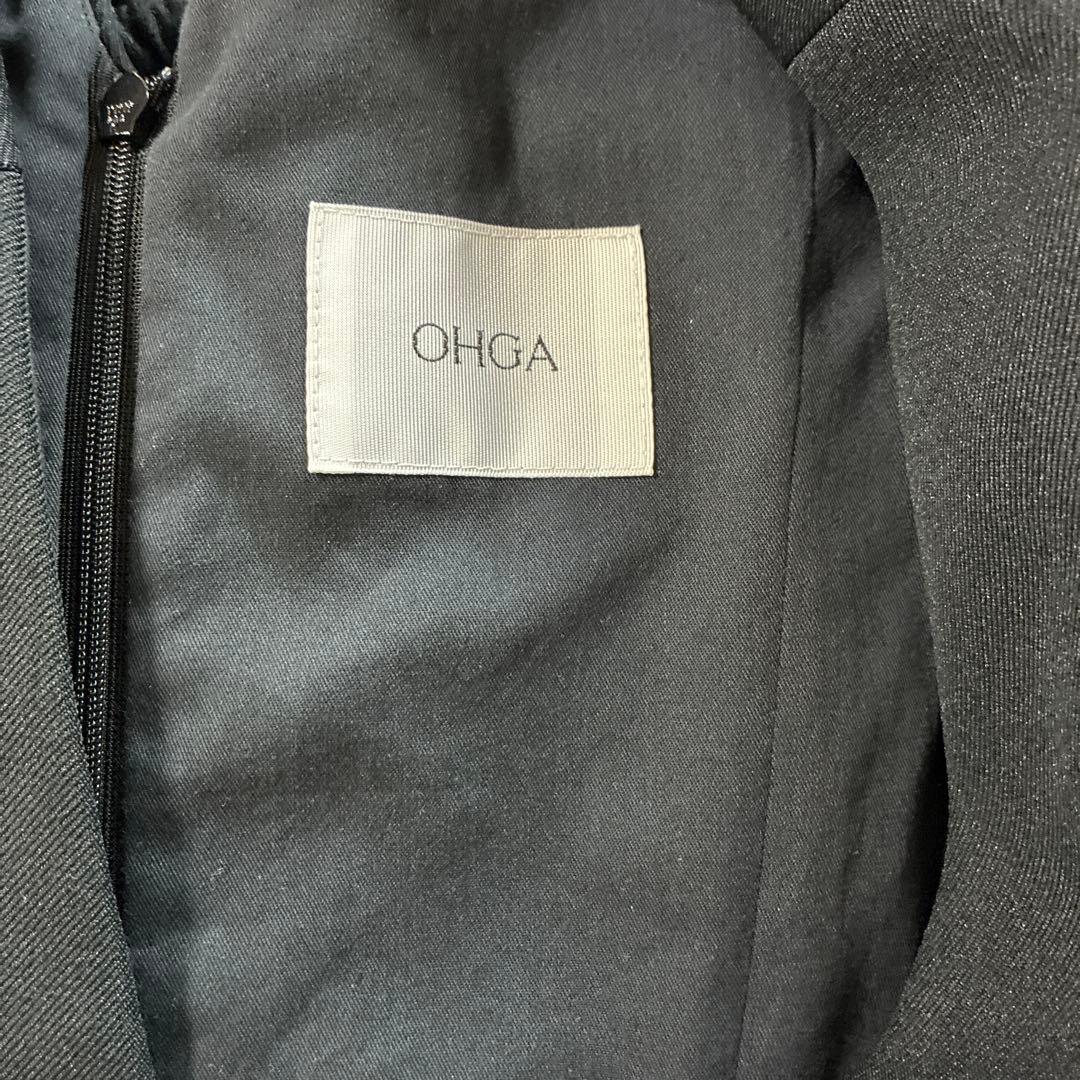 OHGA ブラック Vネック オールインワン