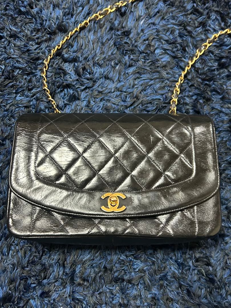CHANEL ブラック キルティング ショルダーバッグ