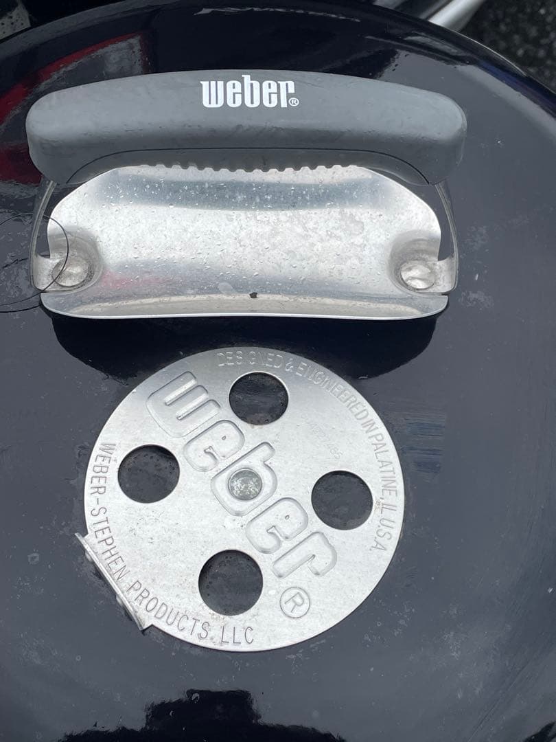 バーベキューコンロ　weber 直径47㎝　タイヤ付き