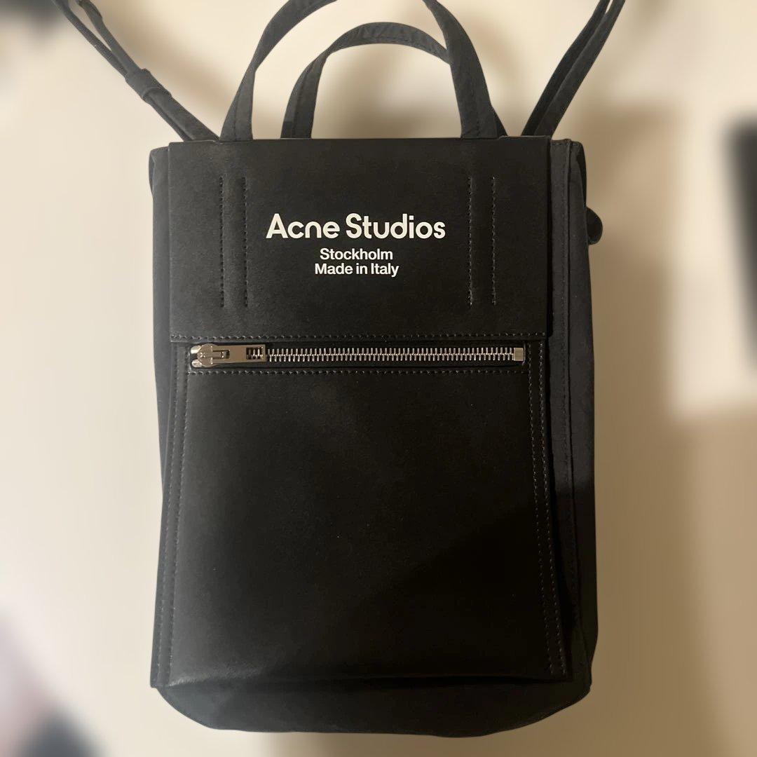 acne studios バッグ　ショルダーバッグ