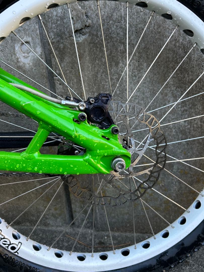 Inspired fourplay ストリート トライアルバイク HOPE仕様