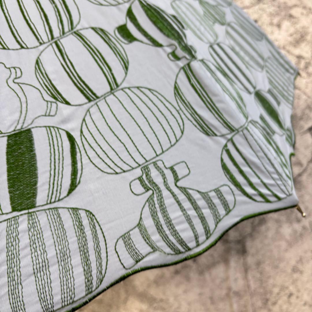 新品未使用　ヴィヴィアンウエストウッド　純パラソル　オーブ　刺繍　パゴダ