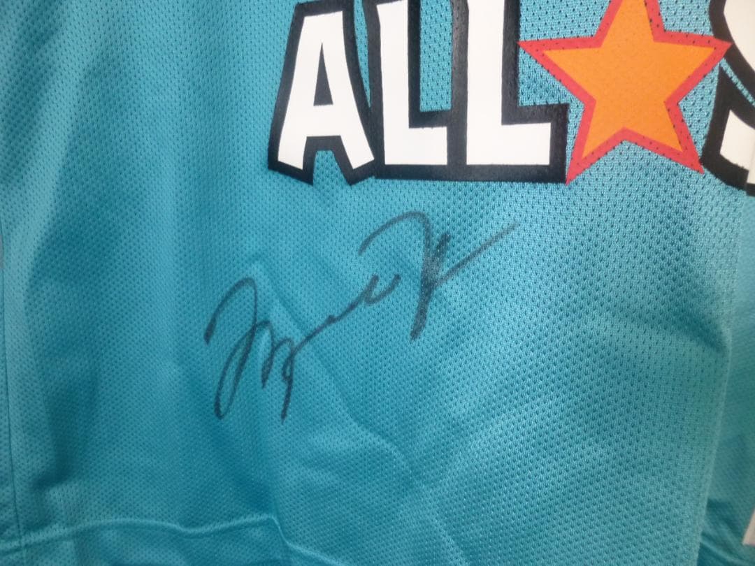 保証書付き　直筆サイン入りマイケルジョーダンレプリカユニフォーム