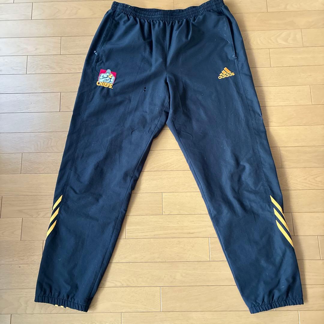 超レア！adidasコラボWaikato CHIEFSヴィンテージウォームアップ