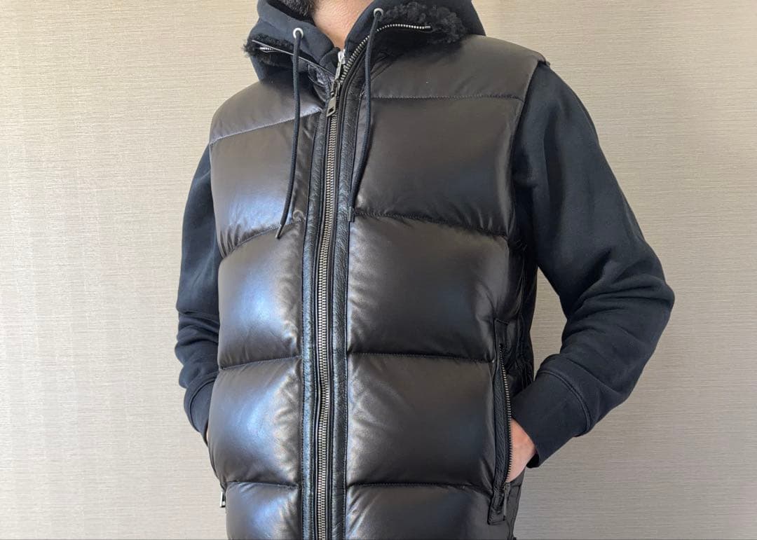 EMMETI デッドストック レザー ダウン ベスト ムートン サンプル品