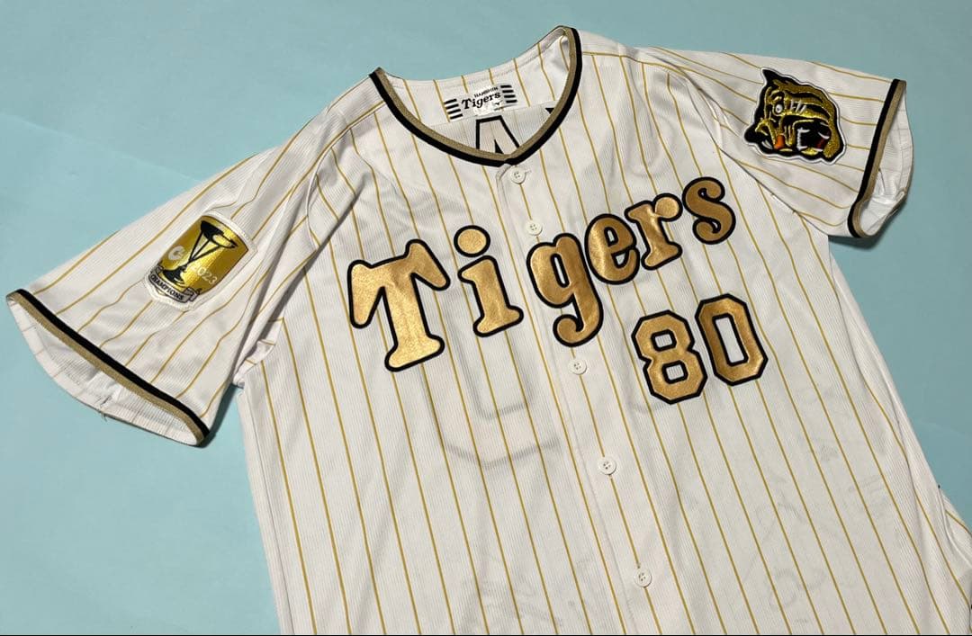 阪神タイガース　岡田彰布監督　2024チャンピオンユニフォーム