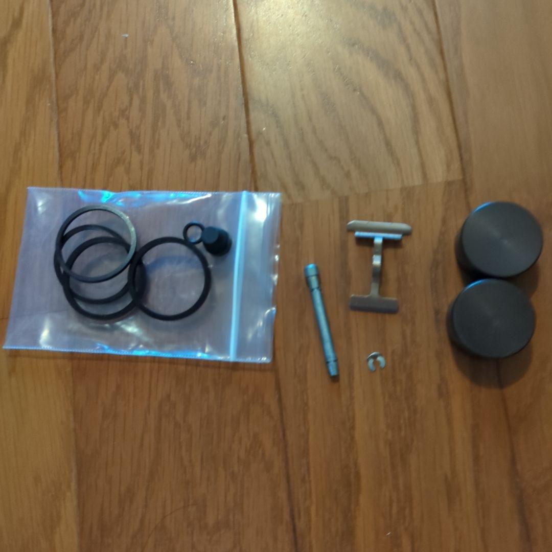 ブレンボ カニキャリパー 32mmピストン