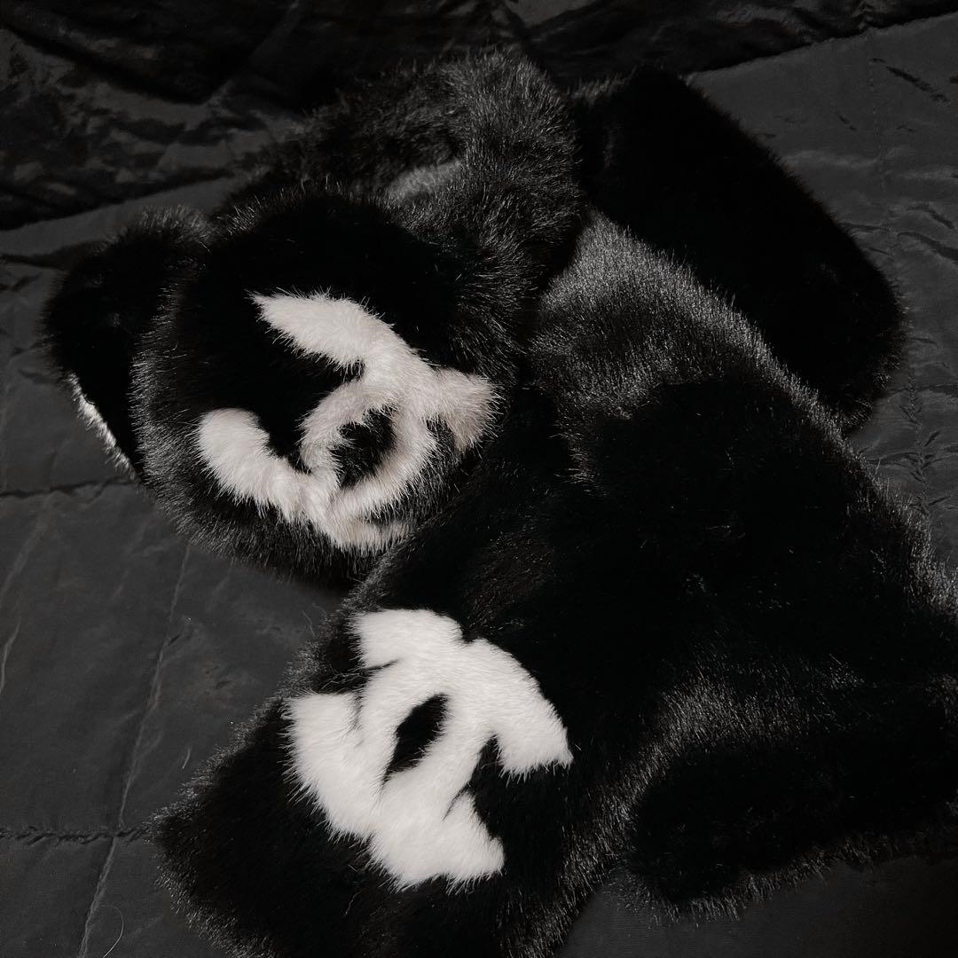 新品♡もこもこファー マフラー ＆イヤーマフセット ブラック ホワイト ロゴ