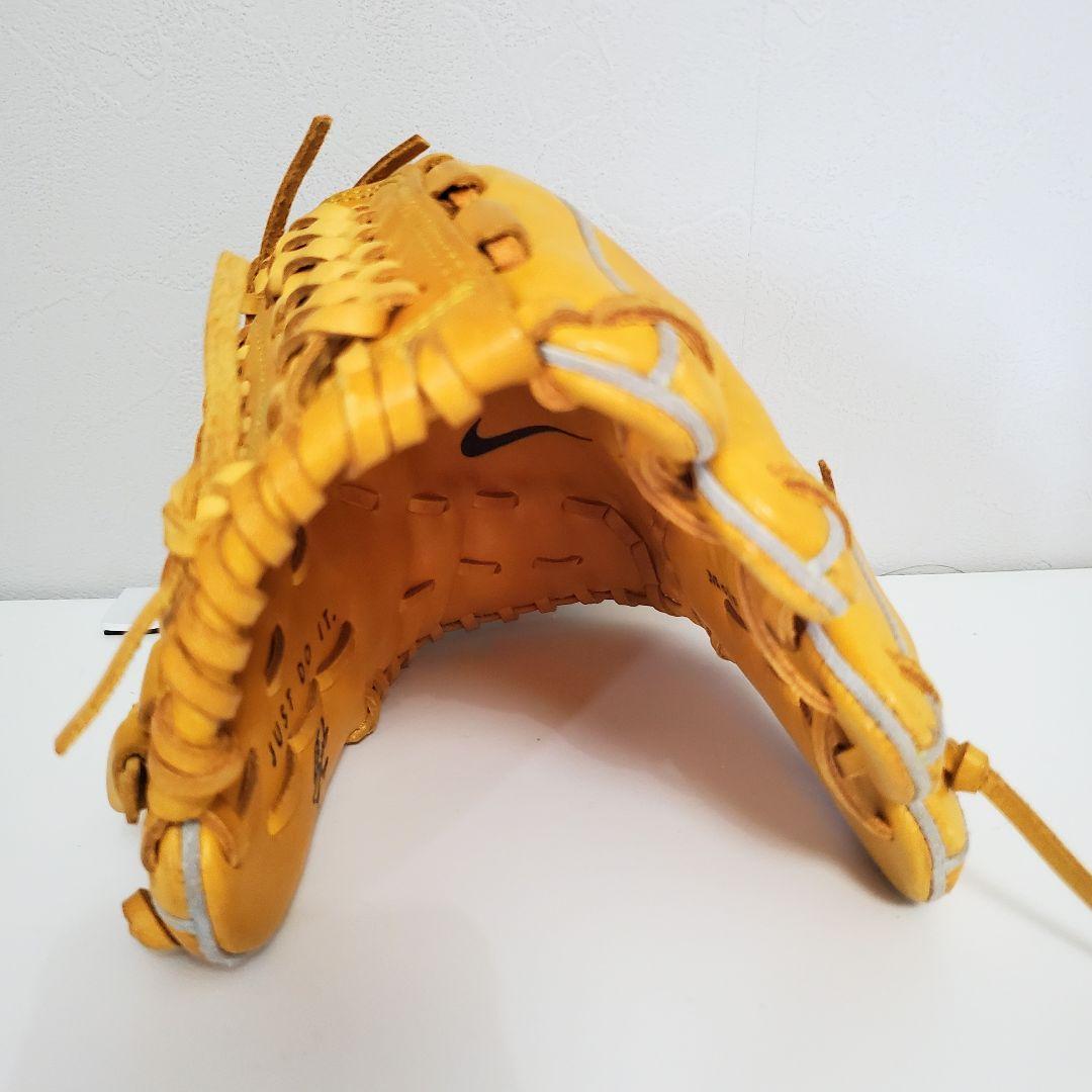 【美品】ナイキNIKE グローブ Bluster2 馳 限定モデル 外野 軟式