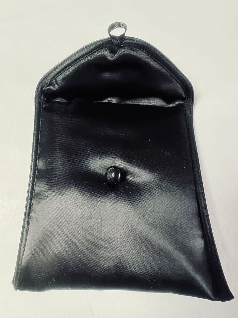 LOUIS VUITTON　レーシーモノグラムソックス　シルクポーチ付　未使用品