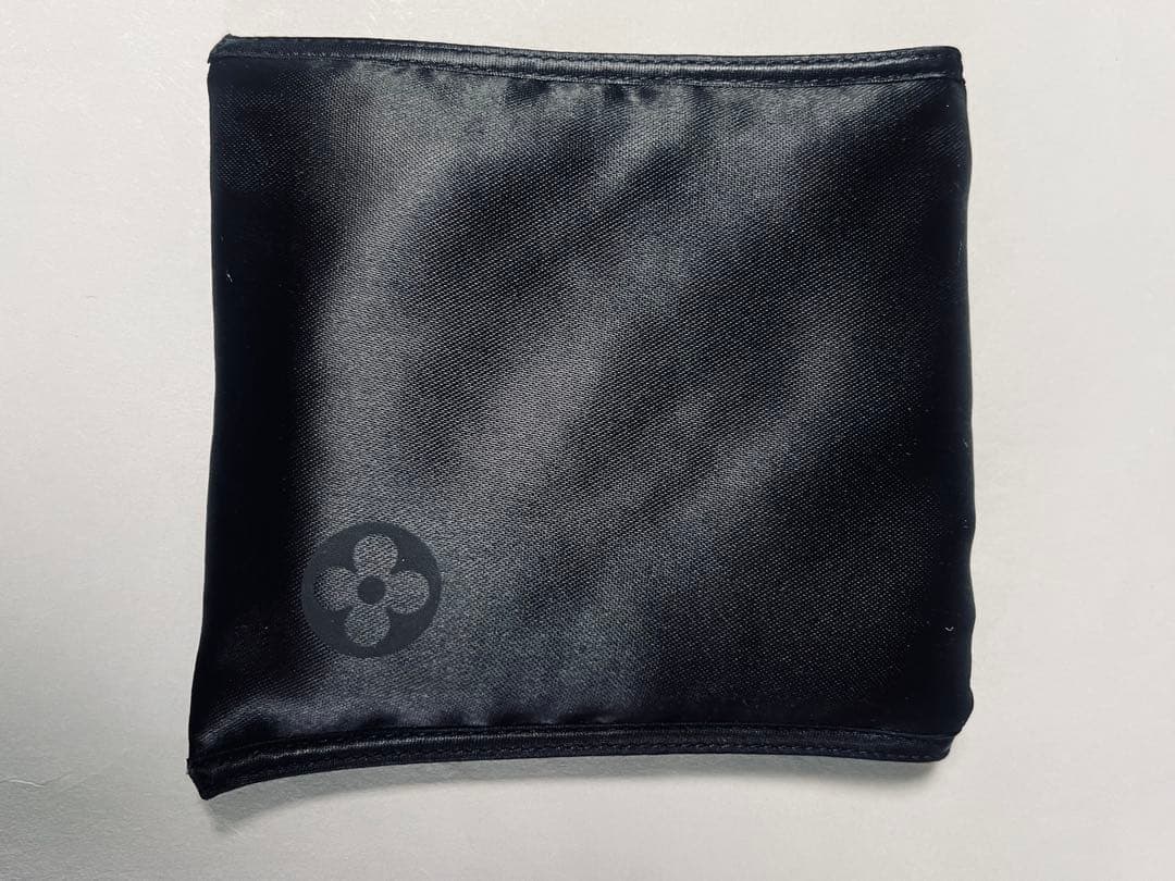 LOUIS VUITTON　レーシーモノグラムソックス　シルクポーチ付　未使用品