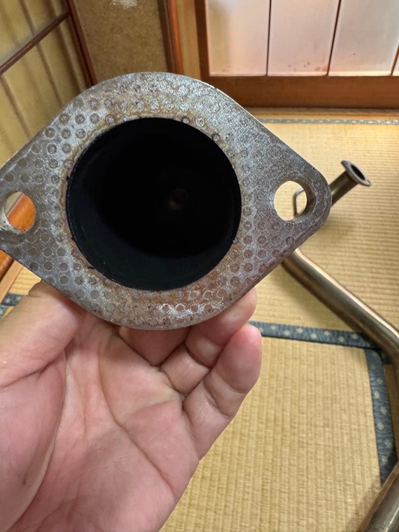 ＺＣ33Sロッソモデロ中間パイプ