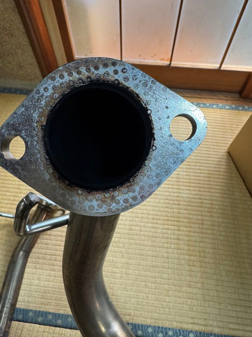 ＺＣ33Sロッソモデロ中間パイプ