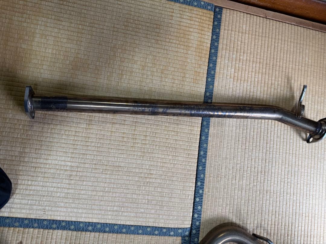 ＺＣ33Sロッソモデロ中間パイプ