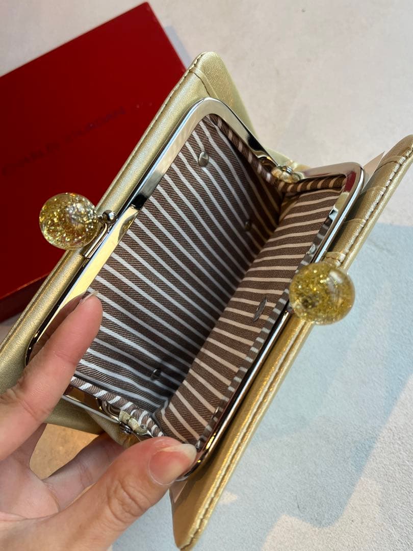 【新品未使用】CHARLES JOURDAN ゴールド　がま口　ケース