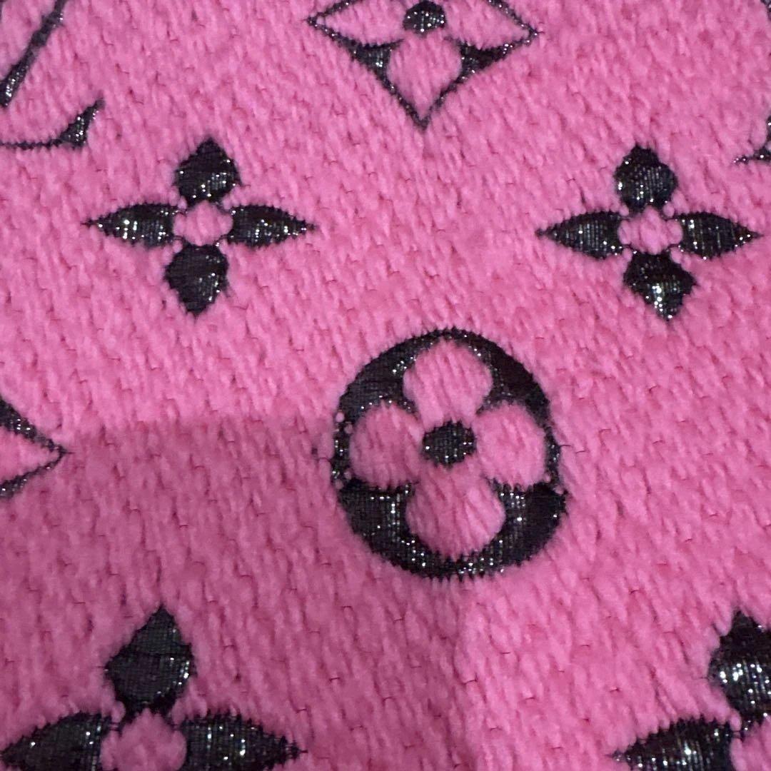ルイヴィトン エシャルプ ロゴマニア マフラー ローズポップ ピンク　LV