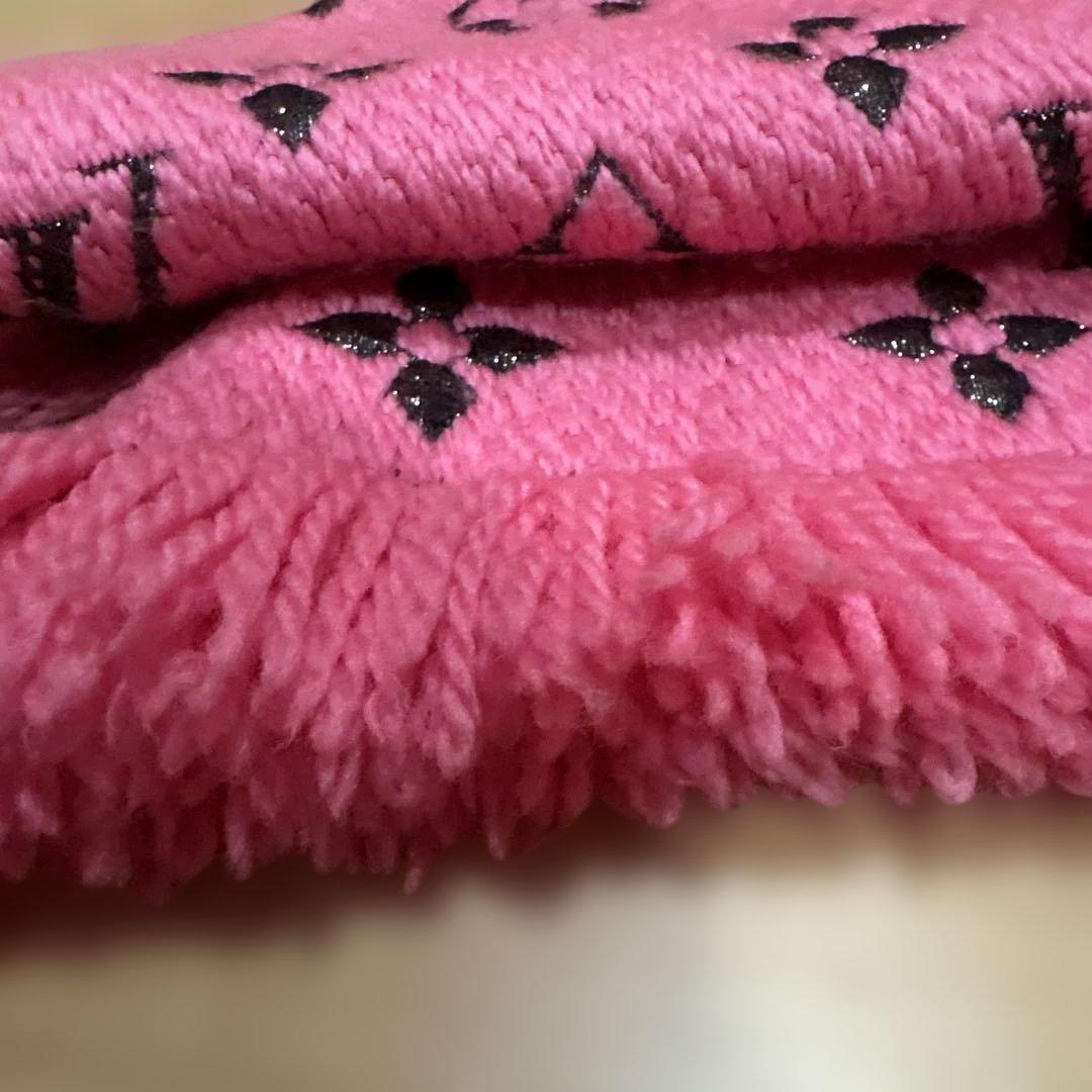 ルイヴィトン エシャルプ ロゴマニア マフラー ローズポップ ピンク　LV