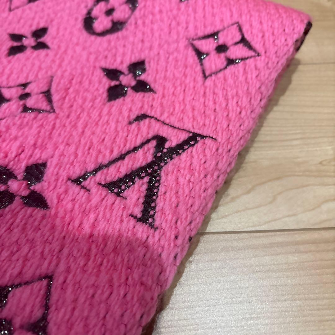 ルイヴィトン エシャルプ ロゴマニア マフラー ローズポップ ピンク　LV