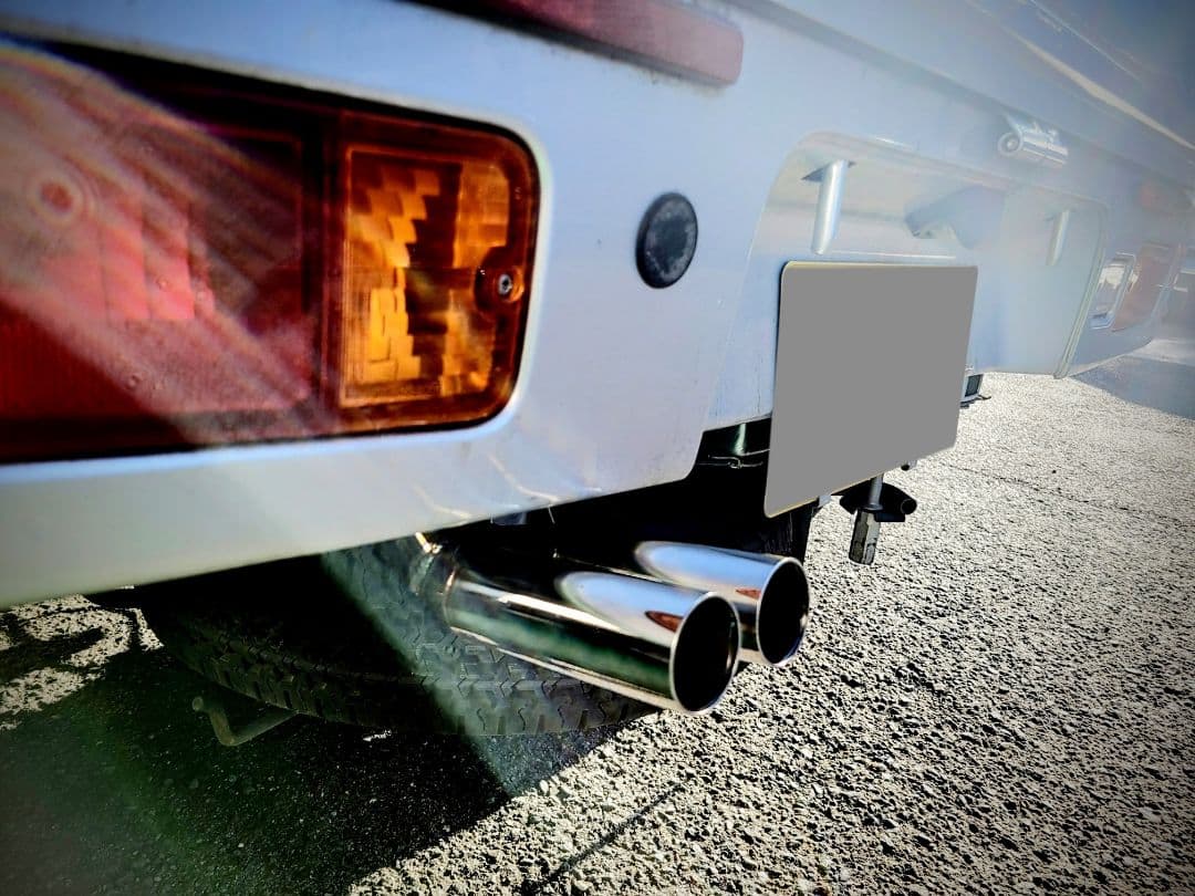 a軽自動車用オールステンレス　ネオクラシックデュアルマフラーカッター　下向き用