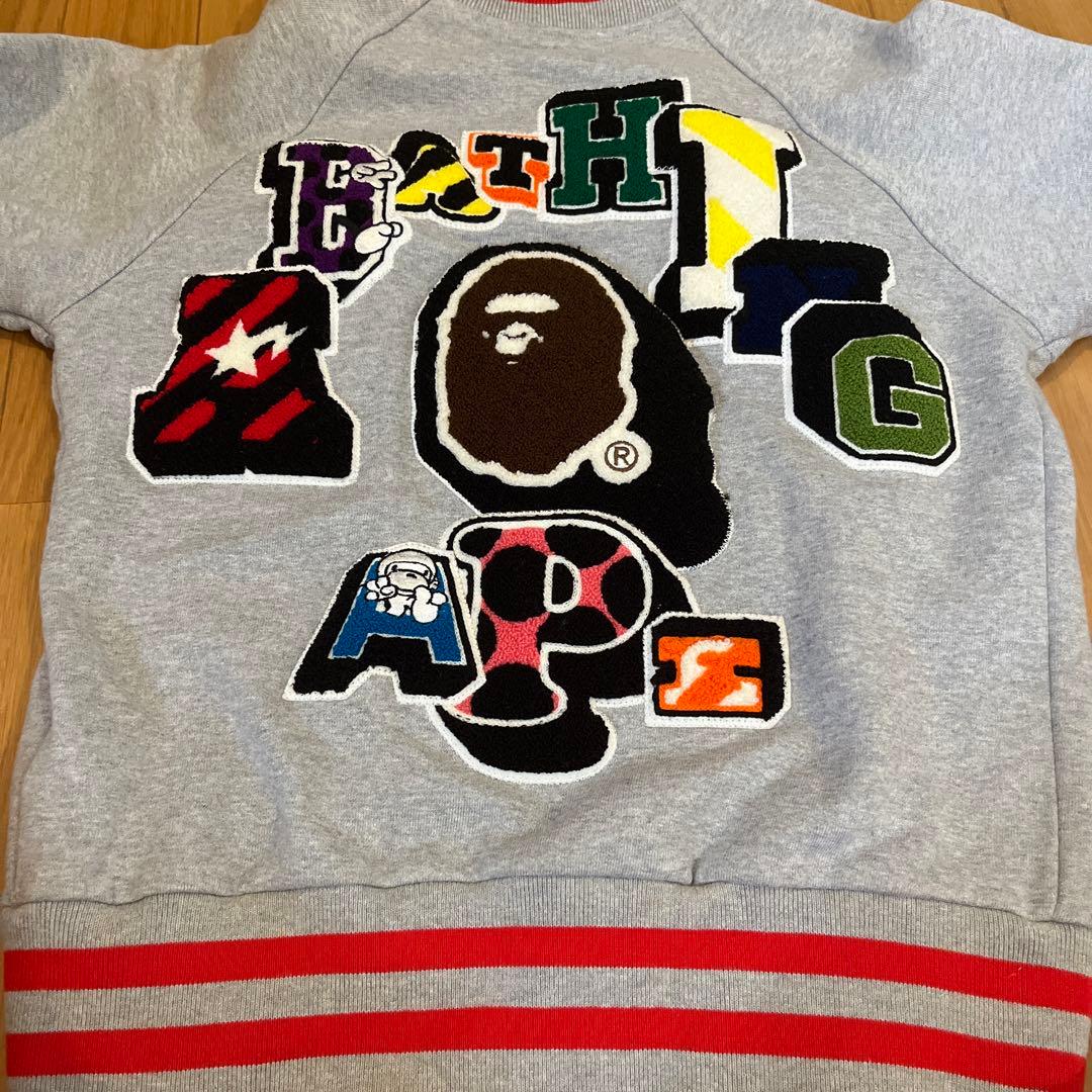 アベイシングエイプ　A BATHING APE スタジャン　S