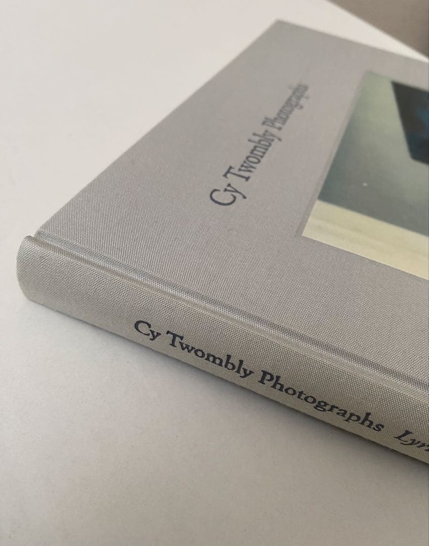 Cy Twombly サイ・トゥオンブリーの写真　変奏のリリシズム