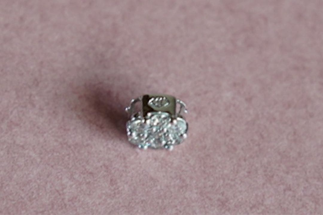 K18WGダイヤモンドペンダントトップ