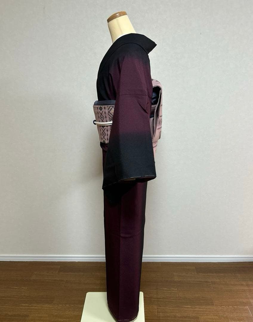 小紋の着物 紫と黒のグラデーション