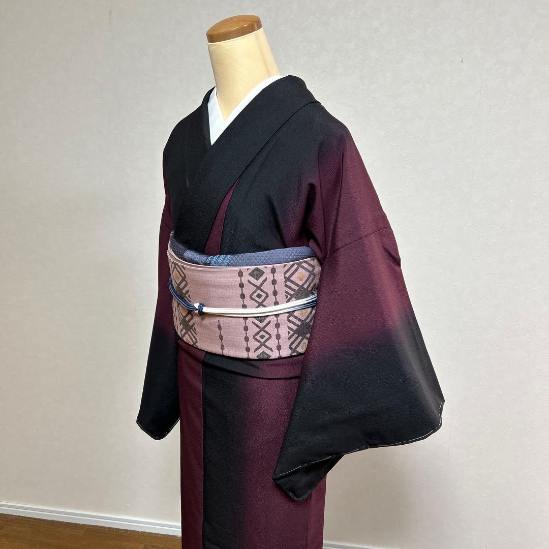 小紋の着物 紫と黒のグラデーション