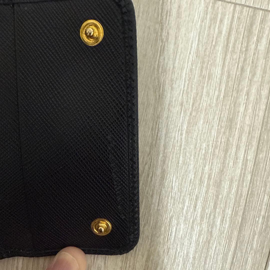 【超美品】プラダ ブラックレザーキーケース