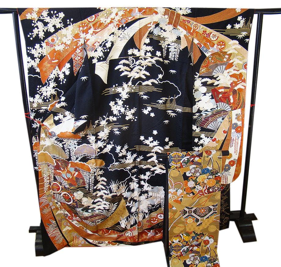 値下げ交渉ＯＫ！ロング寸 紋意匠 黒地 十日町 高級振袖 セット 正絹 Ｂ８６４