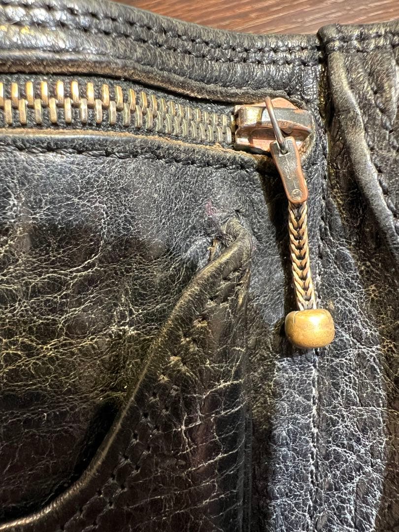 クロムハーツ３フォールドクロスボタンウォレット