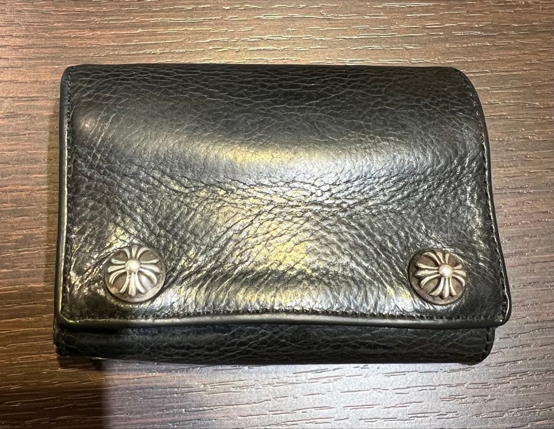 クロムハーツ３フォールドクロスボタンウォレット