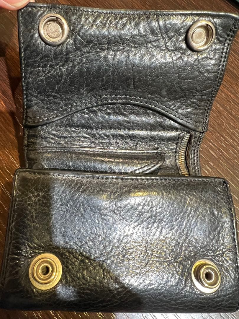 クロムハーツ３フォールドクロスボタンウォレット