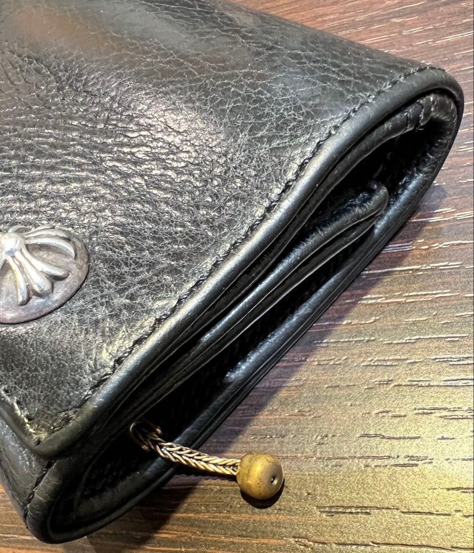 クロムハーツ３フォールドクロスボタンウォレット