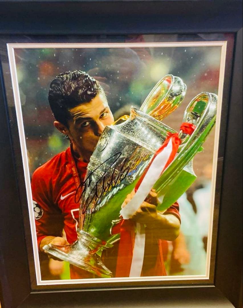 オ*ト様 ゆ*う様 【正規品】クリスティアーノ・ロナウド 直筆サイン入りフォトフ