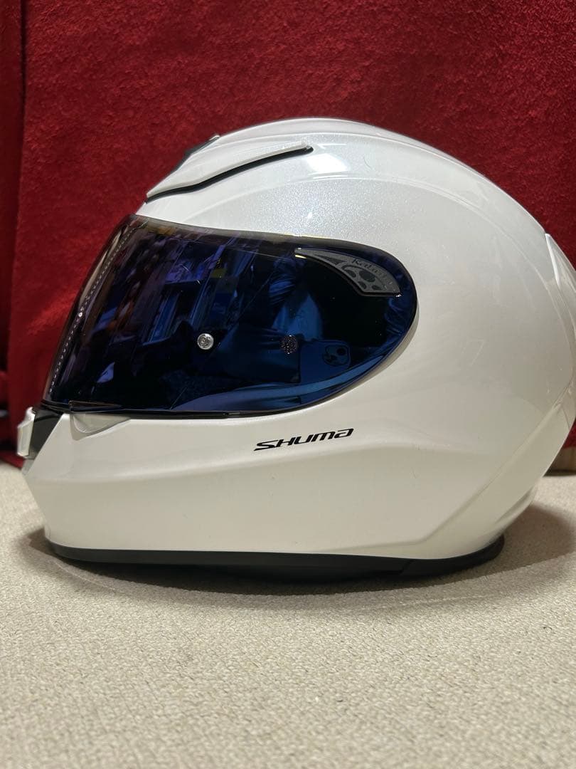 【ブルーミラーシールド付き】OGK KABUTO SHUMA Lサイズ　ホワイト