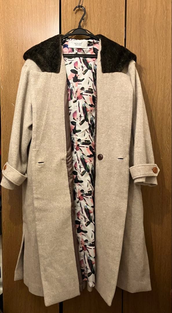 【まる】bedside dramaベージュチェスターコート