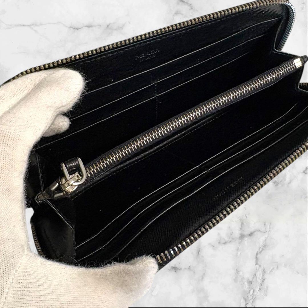 プラダ PRADA 長財布 ファスナー サフィアーノ ブラック　三角ロゴ