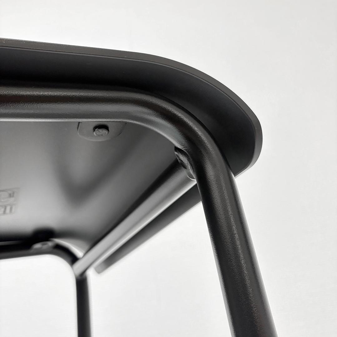 【美品】 Vitra スタンダードSP ディープブラック ※パウダーコート